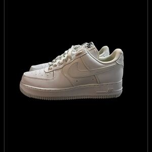 Nike Air Force 1 Sneakers